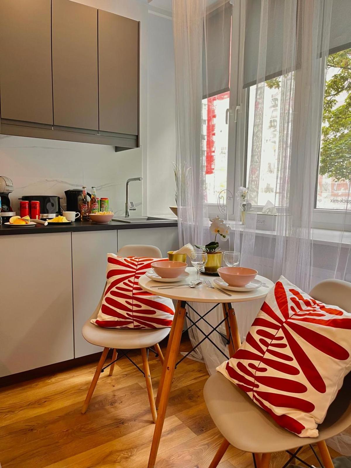Special 1 Bed Room Condo Warszawa Center Zewnętrze zdjęcie